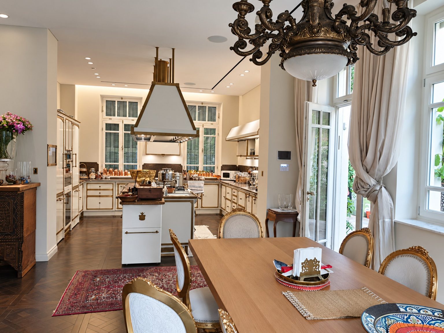 Preservation House on Montefiore Street · 5
