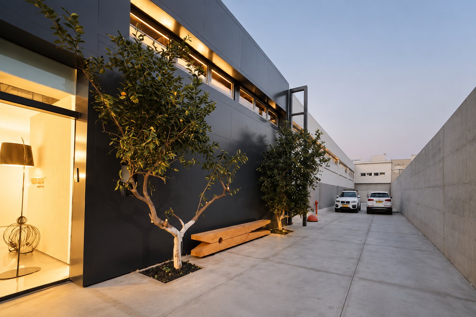 Industrial Building and Lighting Showroom · 1