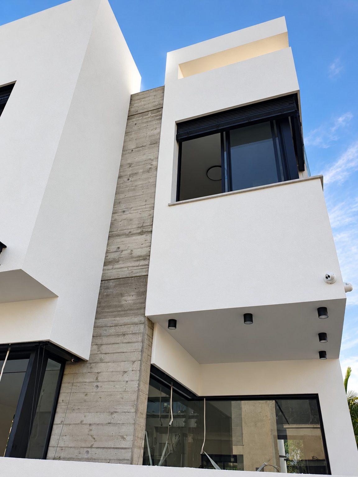 Modern Villa in Ramat Hasharon · 1